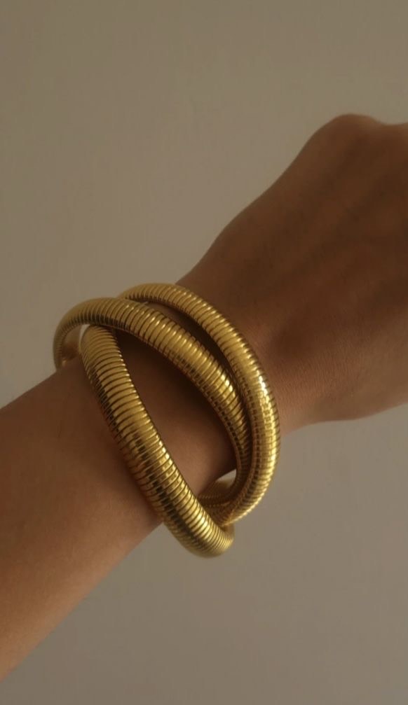Golden Twirl Trio Bracelet