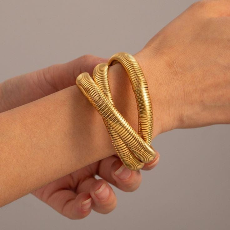 Golden Twirl Trio Bracelet
