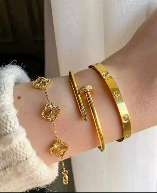 “Golden Hour Stack” – Luxe Bracelet Trio