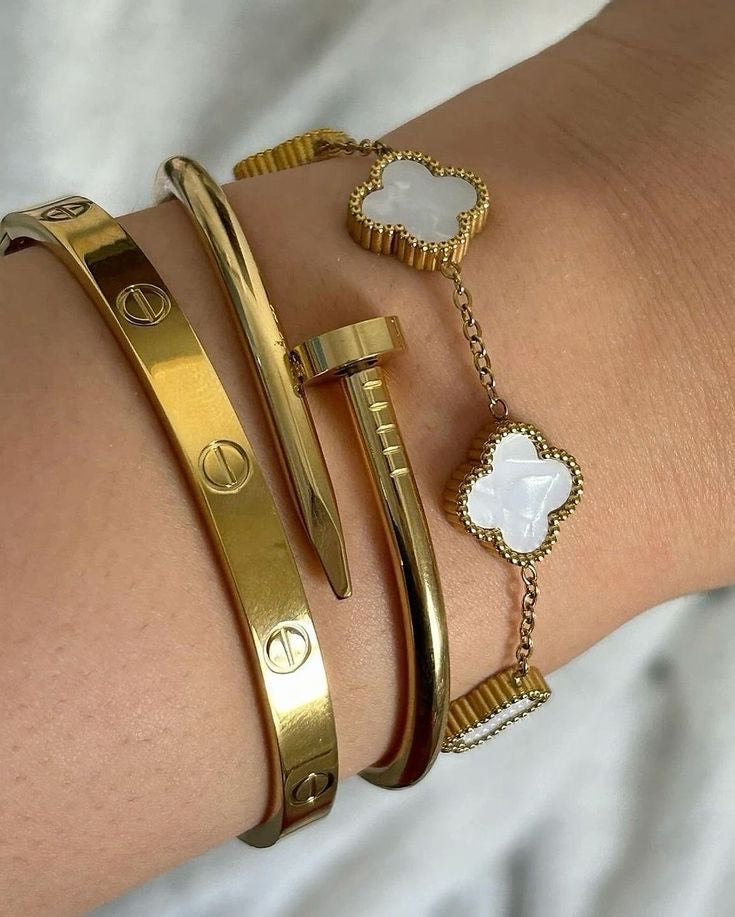 “Golden Hour Stack” – Luxe Bracelet Trio