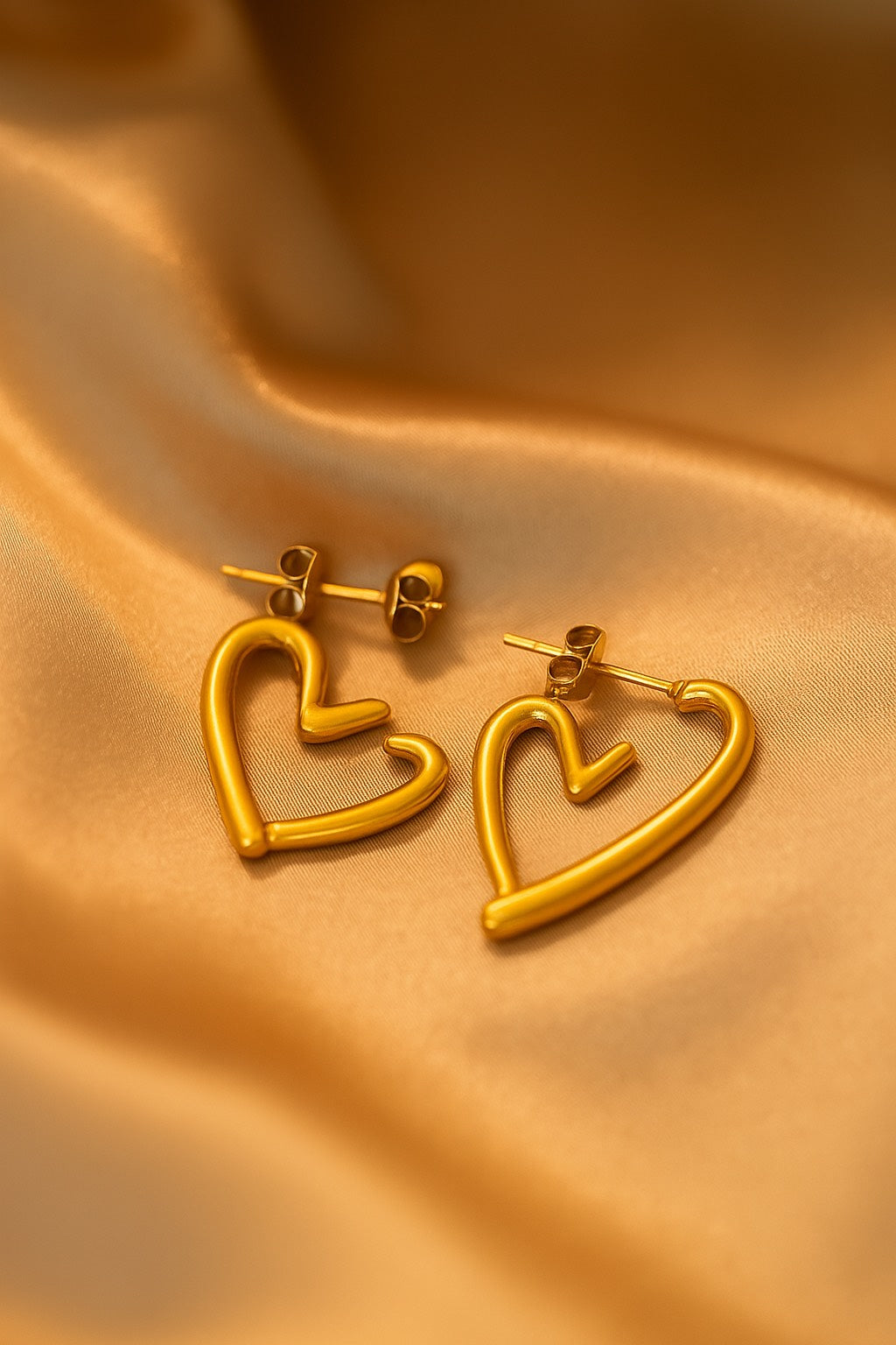 Modern Open Heart Gold Stud Earrings – Chic Minimalist Style